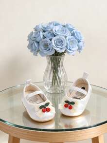 白色花朵婴儿玛丽珍平底鞋，女童蝴蝶结防滑鞋底婴儿学步鞋，公主裙婴儿床婚礼鞋 - 白色 - 查看 6