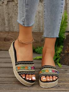 Bohemian Embroidered Straw Slide Sandals, Women's One-Strap Thick Platform Outdoor Slippers, Comfortable Summer Style - Black - View 4