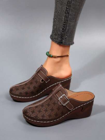 Vintage Hollow Out Mule Shoes, Adjustable Buckle Design, Thick Platform, Breathable, Soft Sole Non-Slip Slip-On Sandals