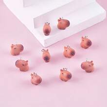 10/20个可爱卡通动物3D水豚树脂吊坠，可用于耳环和项链装饰 - 彩色 - 查看 3