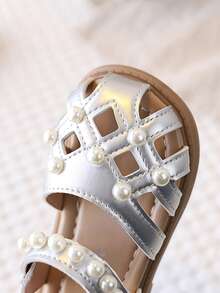 1 Pair Girls' Pearl Hollow Plaid PU Non-Slip Closed Toe Hook And Loop Flat Princess Style Sandals, Suitable For Summer Wear - Silver - View 6