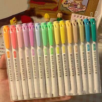 Bộ 15 bút dạ quang hai đầu, kích thước 17*14cm, màu sắc dịu nhẹ, hai đầu bút dùng để tô màu, gạch chân và đánh dấu, vật dụng cần thiết cho năm học mới.