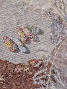 1pc Romantic Candleholder Lace Climbing Rose Pink Candlestick Ribbon Adhesive Nail Art Stickers Shining Nail Stickers - Multicolor - View 2