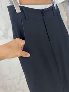 Elegant Formal Ensemble Consisting Of A V-Neck Vest With Tie Detail And A Midi Skirt With A Slit | Sophisticated Cut | Marrant - 黑色 - 查看 7
