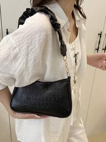New Fashion Retro Commuting Black Simple Pleated One-Shoulder Cloud Bag - Black - View 5
