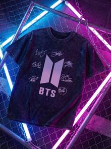 New American-Style 100% Cotton T-Shirt Suitable For Both Men And Women. Featuring Fun Retro K-Pop Cartoon Letter Pattern Printing. Comfortable, Retro And Fashionable Casual Outfit From The Korean Style, Suitable For Various Occasions. A Regular, Niche Punk-Style Fitted Black Round-Neck Short-Sleeved Washed T-Shirt. A Washed-Out Retro Series Of Comfortable Cotton T-Shirts. Easy To Create Retro Casual Clothing. Suitable For Daily Commuting, Casual Outings, Music Festivals, And Daily Wear. Classic Retro Style. Men's Printed T-Shirt, Women's Printed T-Shirt, Couple's Outfit. - 黑色 - 查看 1