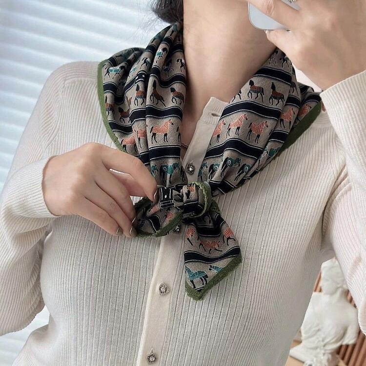 Women Head Wraps - 棋盤格子花深咖邊 - 查看 4
