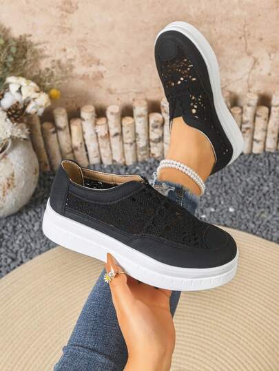 Zapatos planos de patinaje de mujer de unicolor con diseño hueco de ganchillo, suela gruesa, transpirables y casuales para vacaciones al aire libre