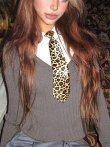 1条经典豹纹印花领带，时尚针织涤纶领带，衬衫领带，适合假日和休闲场合穿着，中性色。 - 彩色 - 查看 3