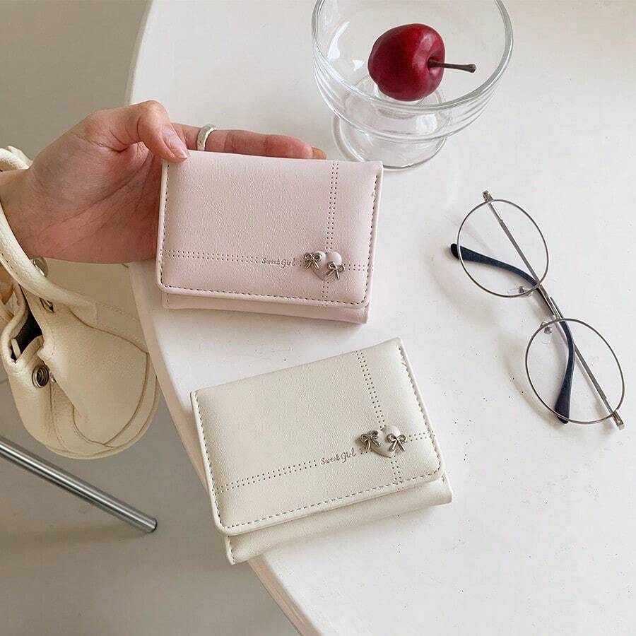 心形蝴蝶结三折钱包，韩版简约时尚女士大容量卡包 - 彩色 - 查看 1