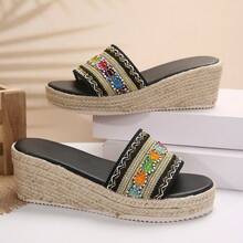 Bohemian Embroidered Straw Slide Sandals, Women's One-Strap Thick Platform Outdoor Slippers, Comfortable Summer Style - Black - View 14