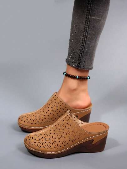 Damen Neue Keilabsatz Plateau Slip-On Casual Mode Minimalistisch Elegant Vielseitig Retro Schuhe mit dicker Sohle