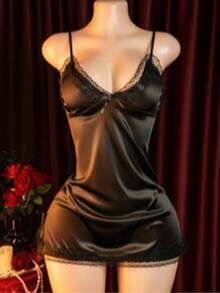 Purely Sensual And Relaxed, This Silky Satin Lace Halter Dress With A Bow And Is A Seductive Home Sleepwear Dress. - màu đen - Xem 5