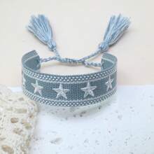 1 chiếc vòng tay bện thủ công thêu hình ngôi sao năm cánh - Màu xanh nhạt - Xem 3
