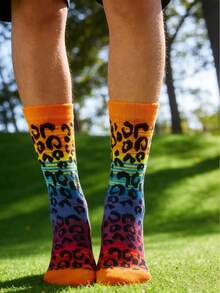1双男女通用袜子，常规秋冬休闲情侣袜，豹纹个性时尚休闲袜 - 彩色 - 查看 1