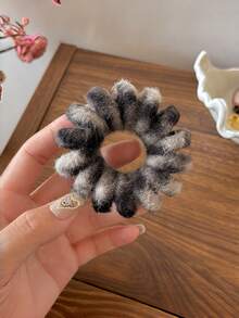 Leopard Print Fluffy Telephone Wire Hair Scrunchies, High Elasticity No Damage Bun Holder Hair Ties, Fashionable Commuting Hair Accessories For Women Ponytail Holders Hair Rubber Bands Hair Rope Elastic Hair Tie - Multicolor - View 13