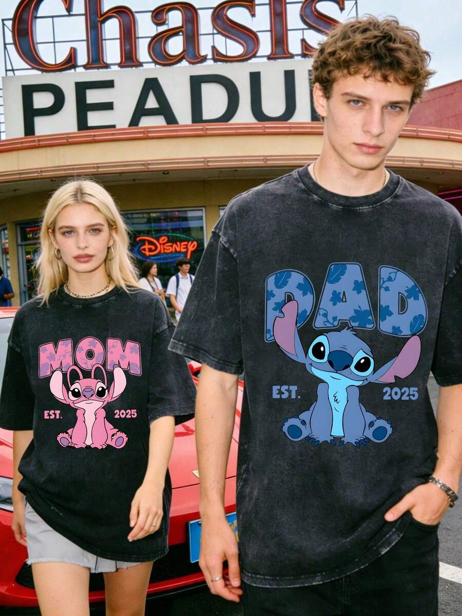 Disney Officially Licensed Graphic T Shirts 100 Percent Cotton Disney Shirt, Stitch MOM & DAD Family T-Shirt, Unisex, Washed 230g, EST 2025, Cartoon Print, Casual Short Sleeve - 黑色 - 查看 1