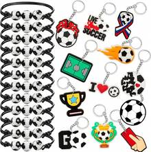 Henoyso - Juego de 72 piezas de regalo de fiesta de fútbol, pelota de fútbol, llavero para el día de San Valentín, con pulseras ajustables, juego de llaveros temáticos deportivos, pulseras para - Fútbol - Ver 8