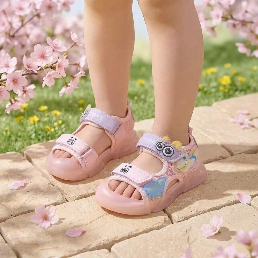 1双舒适婴幼儿夏季运动凉鞋,功能性鞋款,包头设计防止踢脚,魔术贴搭扣方便穿脱,适合室内外穿着。 - 粉色 - 查看 1