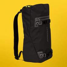 Stealth Quito WeatherResistant WaterRepellent 18L LifeProof Bkpk Blk/Grey - Multicolor - View 5