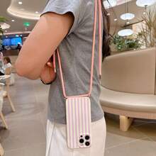 便捷挂绳手机壳，配有可调节挂绳和肩带，亮粉色竖条纹，轻巧防震TPU保护壳，适用于苹果手机 - 粉色 - 查看 3
