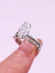 925纯银莫桑石戒指，低过敏性，订婚/结婚戒指，简约小众设计，百搭日常佩戴，婚礼/周年纪念/生日礼物，附赠礼盒和证书 - 銀色 - 查看 7