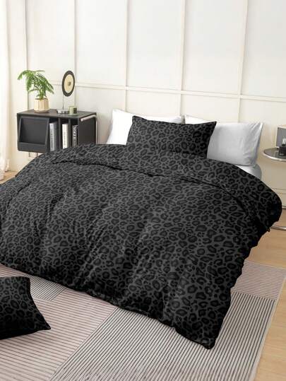 3pcs Leopard Print Duvet Cover Set, Made Of Ultra-Soft And Breathable Premium Microfiber Fabric, Suitable For All Seasons, Machine Washable, Fade-Resistant, Pill-Resistant, Shrink-Resistant, And Wrinkle-Resistant. Perfectly Matches Minimalist, Scandinavian Minimalist, And Modern Minimalist Aesthetics. Easy-Care Bedding Set, Fits Twin/Full/Queen/King Size Beds, Ideal For Home, Dorm, Apartment, Hotel, Vacation Rental, And Gift-Giving.
