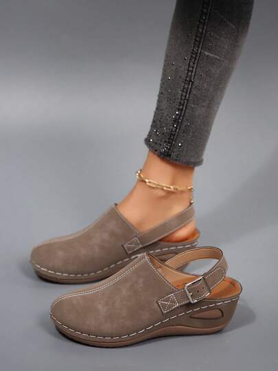 Europäischer und amerikanischer Stil Keilsandalen für Damen, Riemen-Schnallen Slip-On Lässig Schuhe, vielseitige matte Leder Pendler Schuhe