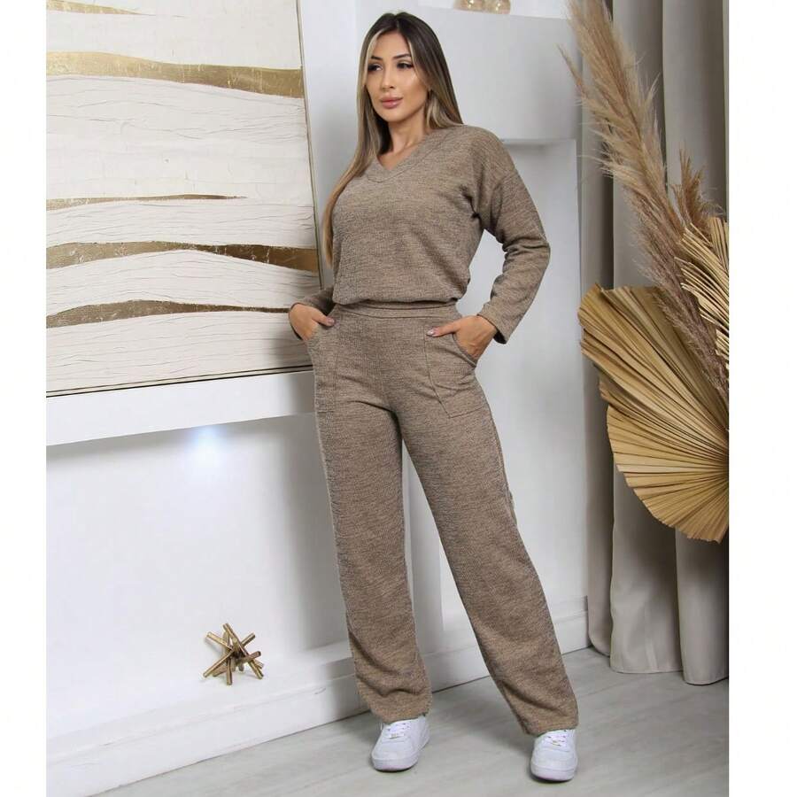 Women's Winter Set In Ribbed Wool Knit – Long-Sleeved Blouse And Pants With Functional Pockets And Elastic Back | Comfortable Casual Elegant Autumn/Winter Look - 米色 - 查看 1