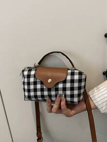 1 chiếc túi vuông mini thời trang, túi đeo vai/đeo chéo đa năng dành cho nữ, ví nhỏ màu trơn phù hợp đựng điện thoại, tiền xu, son môi, dùng hàng ngày. - Đen và trắng - Xem 3