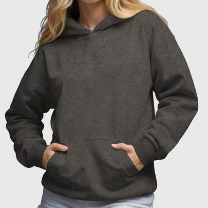 Moletom masculino plus size básico de manga comprida com modelagem regular e tecido altamente elástico.