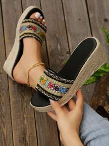 Bohemian Embroidered Straw Slide Sandals, Women's One-Strap Thick Platform Outdoor Slippers, Comfortable Summer Style - Black - View 3