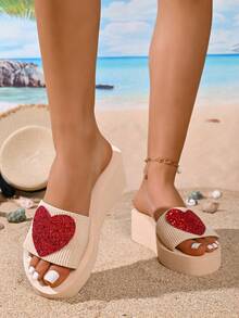 1 Pair Women's Red Heart Thick Sole Casual Exclusive Beach Style Sandals, Gold Fashion Versatile Beach Slippers For Spring/Summer - Red - View 6