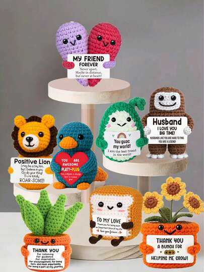1件手工钩编桌面摆件，可爱动植物科幻设计，生日、母亲节、父亲节礼物，送给家人、朋友、同事，传递正能量，毕业、节日、派对礼品