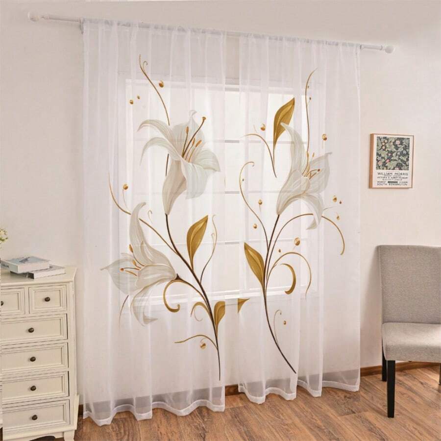 2 片装薄纱窗帘，饰以优雅的白色百合花和金色藤蔓叶子，2D 平面印花，半透明，奢华简约风格，适用于客厅、卧室和书房。 - 彩色 - 查看 1