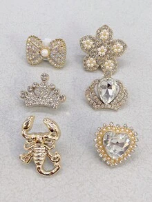 6 Stücke goldene und silberne Kronen- und Herz-ABS-Schuhband-Anhänger für Damen-Sneaker, Strass-Schmetterling-Schuhband-Schnallen, DIY-Dekorationen, Schuhclips-Zubehör - Verschiedenfarbig - Übersicht 15