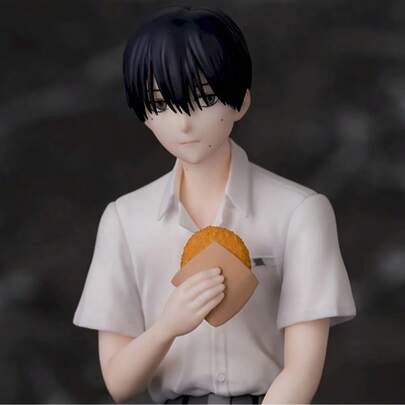 1 pieza/Set Figura de anime "El verano que nunca fue" <Yoshiki Tsujinaka> Figura coleccionable de 14 cm en posición sentada, decoración para escritorio, caja de computadora, vehículo, adecuada para Halloween, Navidad, regalo