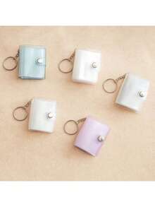 1 Album ảnh mini trong suốt có đèn flash, đựng được 20 ảnh, kèm móc khóa và túi đựng ảnh 2.5cm, album ảnh ID di động đơn giản và thanh lịch dành cho học sinh. - nhiều màu - Xem 2