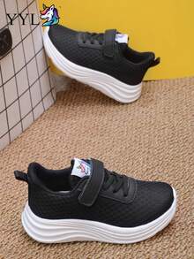 Minimalist Sports Shoes, Lightweight Versatile Hook & Loop Thick Sole Casual Shoes With EVA Outsole - Black and White - View 4