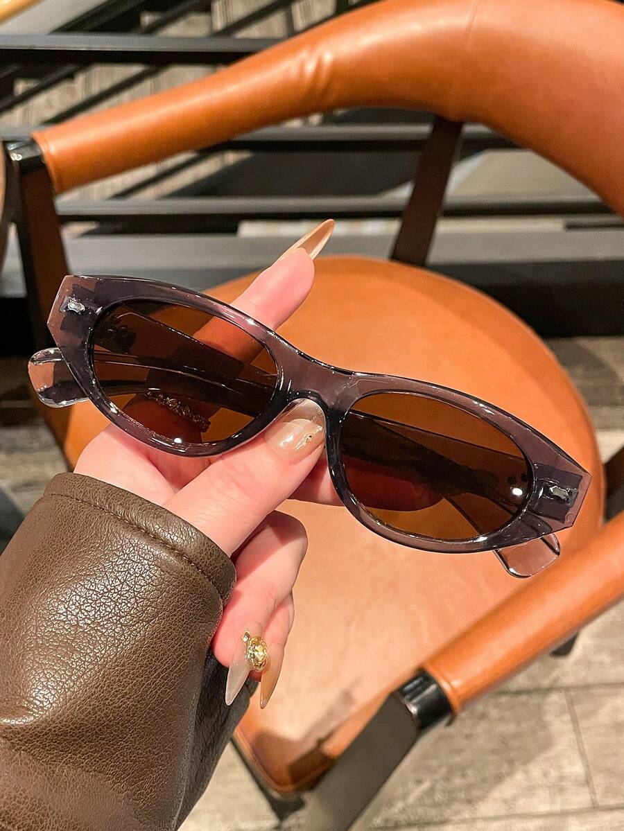 1pc Men's Fashion Fashion Glasses New High-Quality Retro Oval Rivet Niche Design Casual Versatile Street Style Daily Outdoor Driving Travel UV Protection - Multicolor - View 1