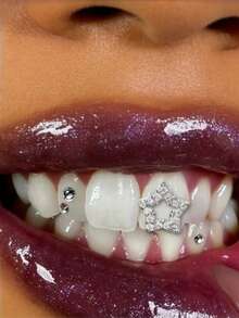 Rhinestone Fashionable Star Grillz - Silver - View 2