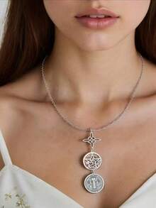 女巫四芒星吊坠项链，配圣本笃吊坠，三重护身符，45厘米不锈钢链，灵性珠宝礼品 - 銀色 - 查看 3