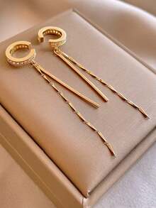 1 Pair Tassel Long C-Shaped Earrings For Women, Micro-Inlaid Zirconia, Fashionable Unique Minimalist Clip-On Earrings Without Piercing - Yellow Gold - View 4