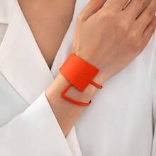 1pc Fashionable Exquisite Elegant Oversized Personalized Painted Geometric Wide Bangle Bracelet, Suitable For Women's Daily Wear - Multicolor - View 4