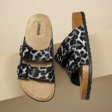 Women's Foldable Soft Leather Flat Pleated Slide Sandals, Fashion Slip-On Flat Sandals With Square Toe, White Yellow Bottom, Suitable For All Seasons - Black - View 2