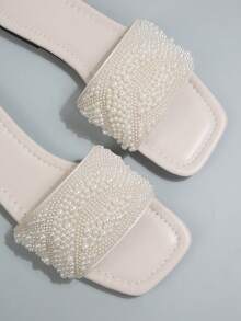 2026新款法式水晶装饰方头平底凉鞋，优雅套脚设计，适合搭配连衣裙，春夏秋季皆宜。 - 米色 - 查看 9