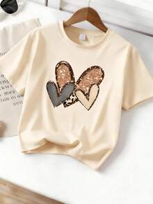 Tween Girls' Summer Set, Beige Short Sleeve T-Shirt Paired With Black Sports Shorts, Heart-Shaped Glitter Print Design, Loose Casual Versatile, Suitable For Daily Wear And School - Multicolor - View 2