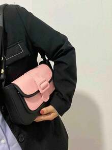 女士时尚粉黑撞色人造革单肩包，带扣闭合，可作腋下包、可爱迷你斜挎包、Y2K美学钱包、甜美粉嫩春夏手拿包、简约设计手提包，适合办公和购物、轻便便携旅行、搭配连衣裙和牛仔裤的时尚配饰、高品质纯素皮革包、缝线手提包、带扣安全翻盖闭合、小巧尺寸却拥有大容量、送给女友和女儿的时尚礼物。 - 彩色 - 查看 7