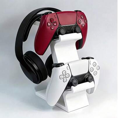 מעמד לבקר משחק אוניברסלי אחד ומעמד לאוזניות, שלושה באחד מעמד לבקר משחק, מתאים ל-2 בקרי משחק ומנהל אוזניות שולחני חוסך מקום אחד. מתקן אחסון אוזניות עמיד, מתאים לגיימרים מושבעים ולמשתמשים מזדמנים, מתאים להקמת מדפי אחסון לגיימינג, בידור ביתי, סביבת עבודה, אביזרי שולחן עבודה, אביזרי משחק, קישוט חדר משחקים, קישוט הבית, עונת החזרה לבית הספר, מתנות לגברים, מתנות לנשים, מבחר המתנות המושלם