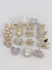 6 Stücke goldene und silberne Kronen- und Herz-ABS-Schuhband-Anhänger für Damen-Sneaker, Strass-Schmetterling-Schuhband-Schnallen, DIY-Dekorationen, Schuhclips-Zubehör - Verschiedenfarbig - Übersicht 4